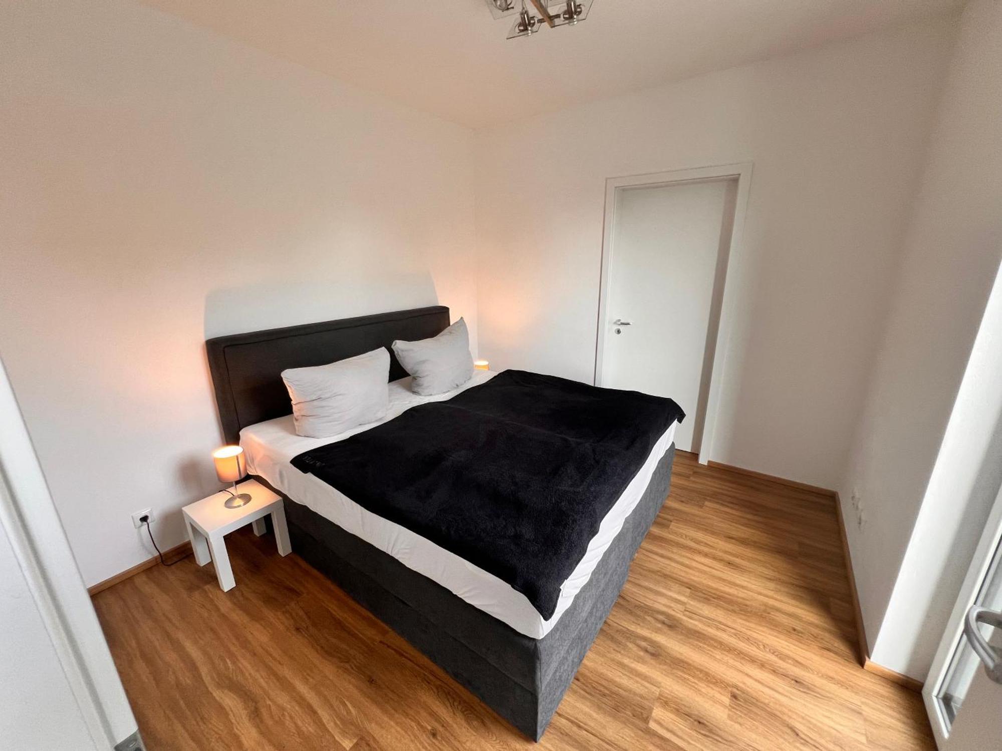 Modernes City-Apartment - Top-Lage In Nuernberg Exterior photo
